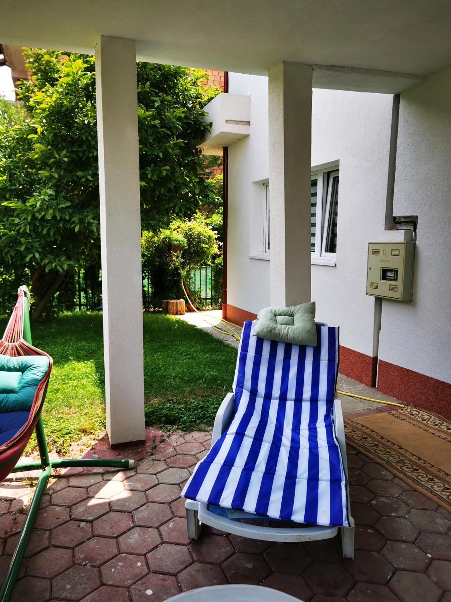 Rest & Recharge 4Bdr Apt- Free Parking, Ac & Garden Σαράγεβο Εξωτερικό φωτογραφία